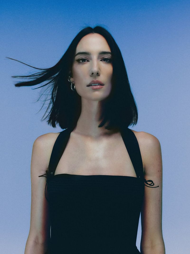 AMELIE LENS PUBLICA AURA, SU PRIMER ÁLBUM